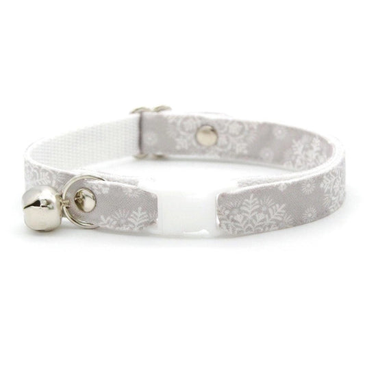 Snowy Snowflake Collar